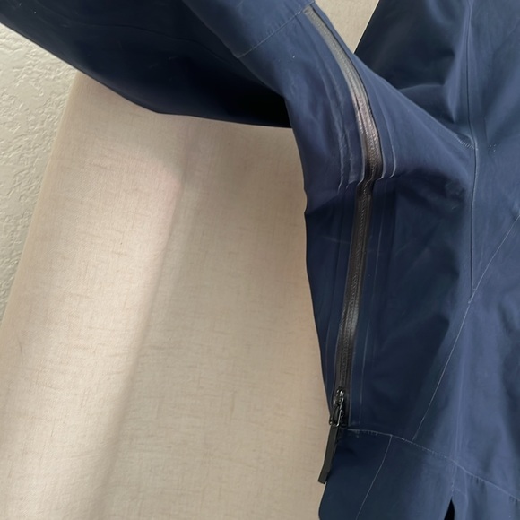 Black Diamond Liquid Point Shell - Picture 2 of 9